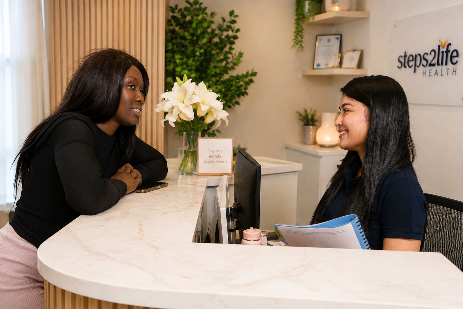 friendly-conversation-at-reception